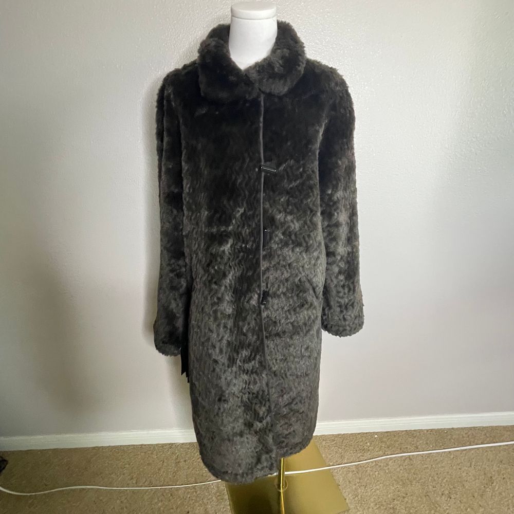 Ensign London oversized NWT reversible‎ faux fur and wind/water resistant S coat - Picture 9 of 16
